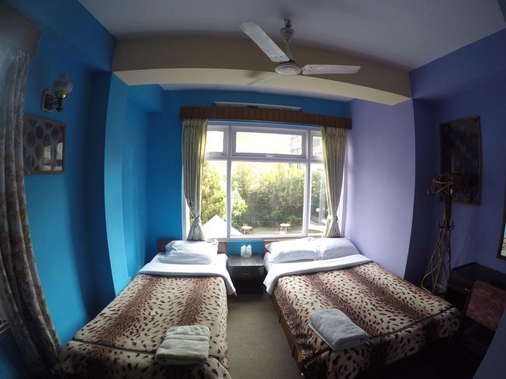 Hotel Discovery Inn Kathmandu Exteriör bild