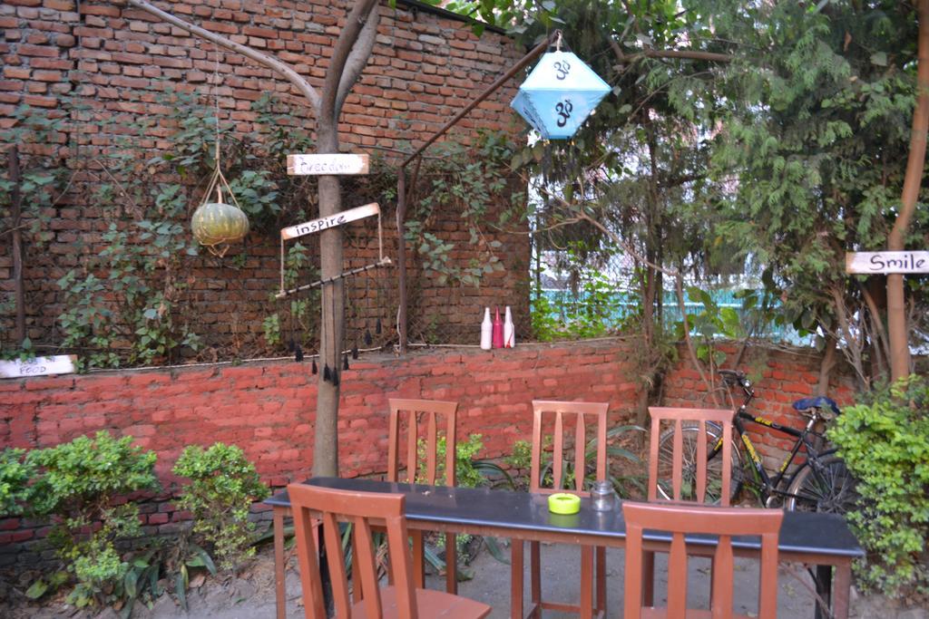 Hotel Discovery Inn Kathmandu Exteriör bild
